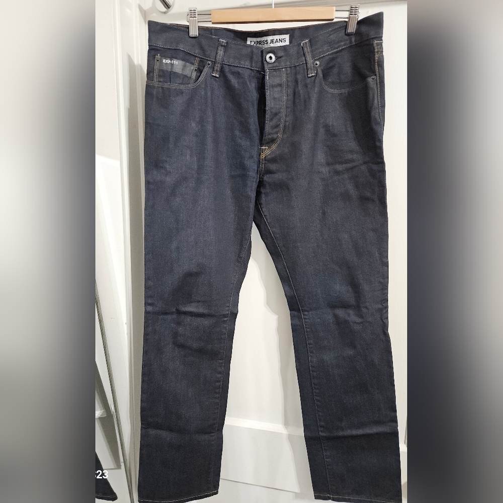 Express Men's Relaxed Fit Jeans - Dark Blue